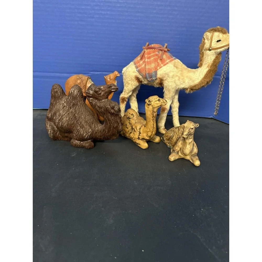 Vintage Fur Camel Figurine with Blanket & Brass Chain – Handcrafted Animal Decor